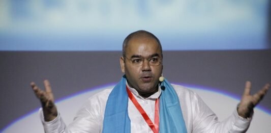 Trailblazers of Compassion: Unveiling the Remarkable Journey of a 40 under 40 Social Work Champion “Dr Himanshu Talwar”