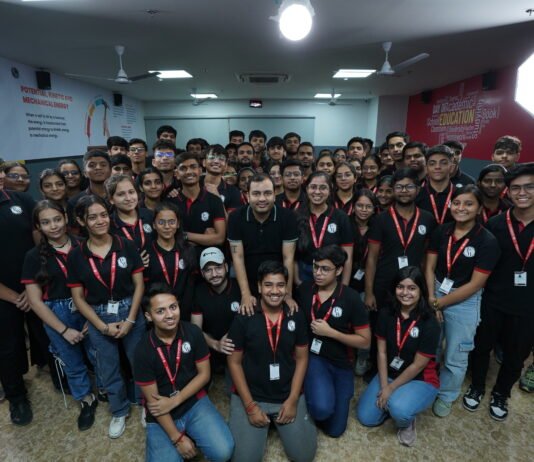 Over 1359 PhysicsWallah (PW) Students score 99 percentile in JEE Main, including 4 State toppers with 100 percentile from Gujarat