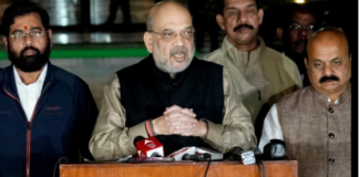 Maharashtra Restructures Committee to Resolve Border Conflict with Karnataka