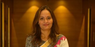 Weaving Dreams and Heritage: The Story of Bigsarees and its Visionary Founder, Meghna Tewari