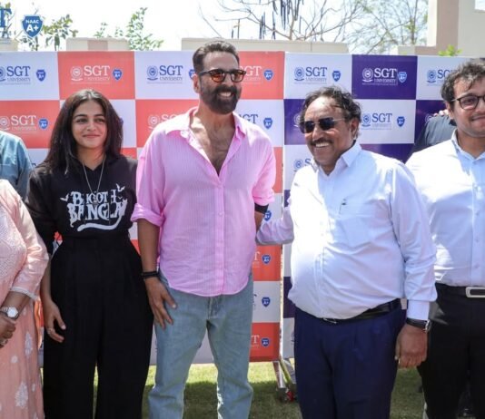 Akshay Kumar Creates Electrifying Buzz at SGT University for Bhooth Bangla Promotions